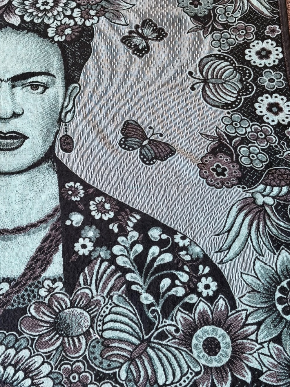 🖤 Frida Kahlo Reversible Woven Cotton Throw Blanket Oversized 90x78 Floral Boho - Picture 6 of 8